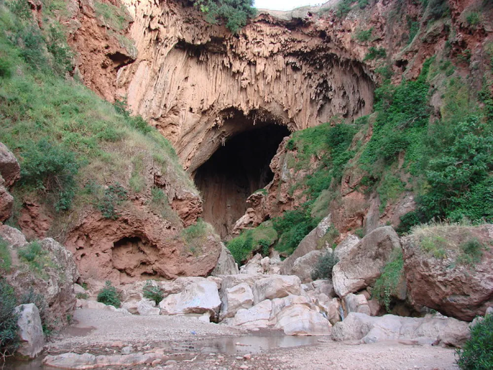 مغارة إمينفري